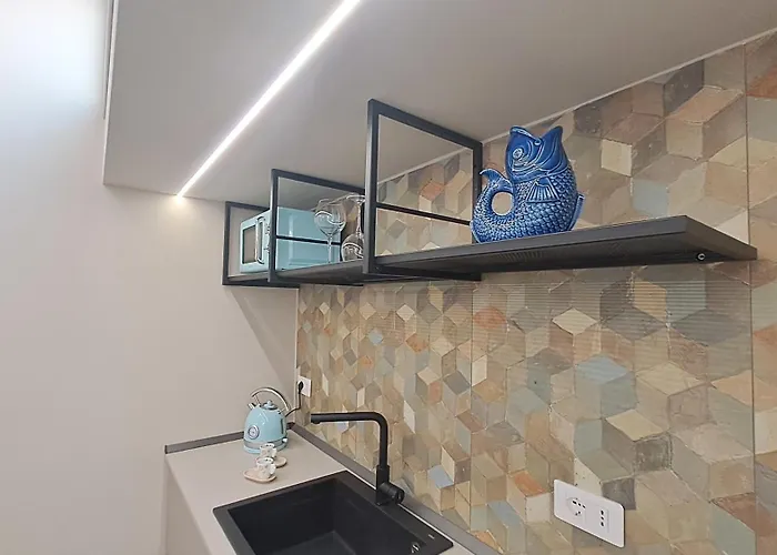 Mare E Mura * Cefalù